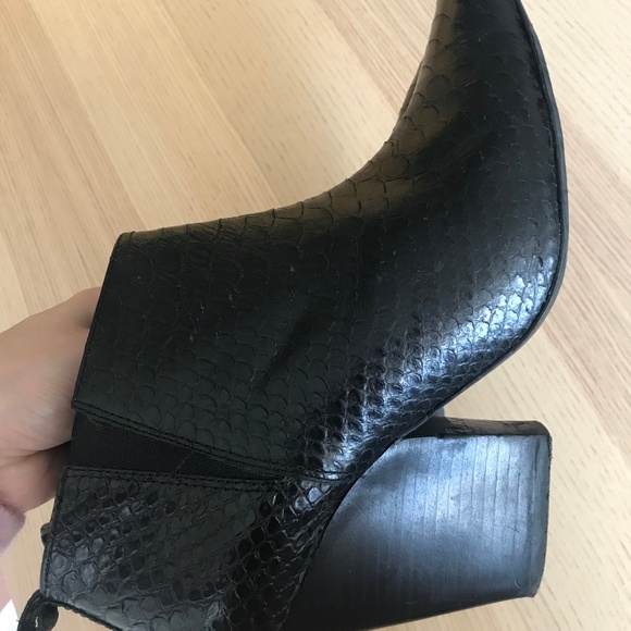 Rebecca Minkoff La Roux black snake print booties - Picture 5 of 8